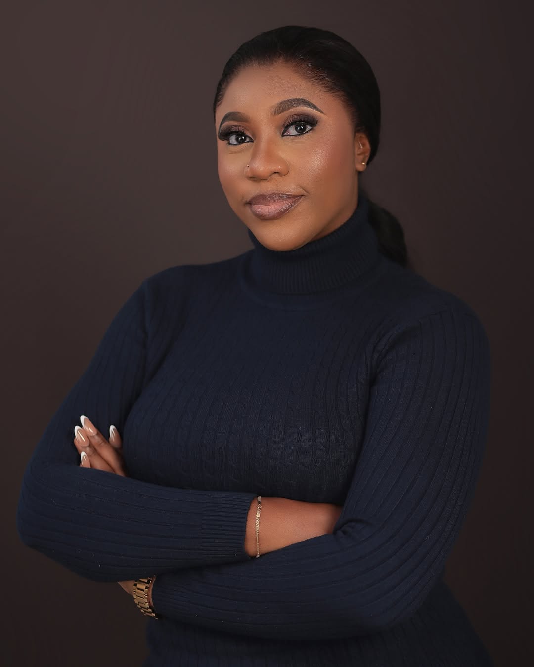 Spa professional focused on a client